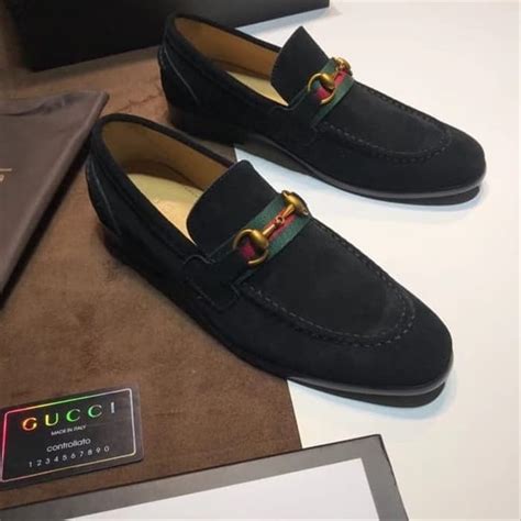 harga sepatu Gucci pria